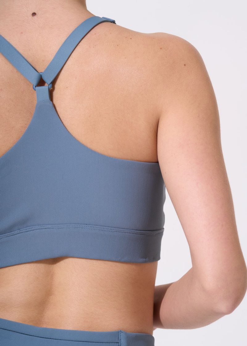 Abyss TOP DEPORTIVO CON PUSH UP DAMA